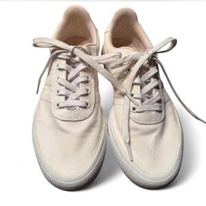 adidas Women's Essentials Vulc Raid3r Skateboarding Sneakers in white